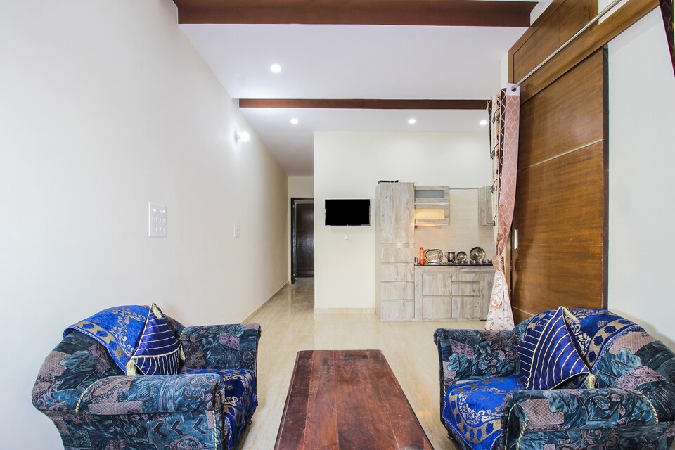 OYO Home 24719 Elegant 2BHK, Sahastradhara Road, Dehradun