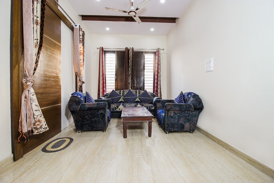 OYO Home 24719 Elegant 2BHK, Sahastradhara Road, Dehradun