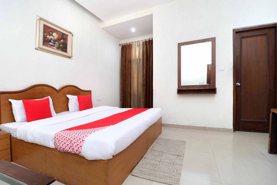 OYO 24730 Hotel Terrace, Pathankot, Pathankot