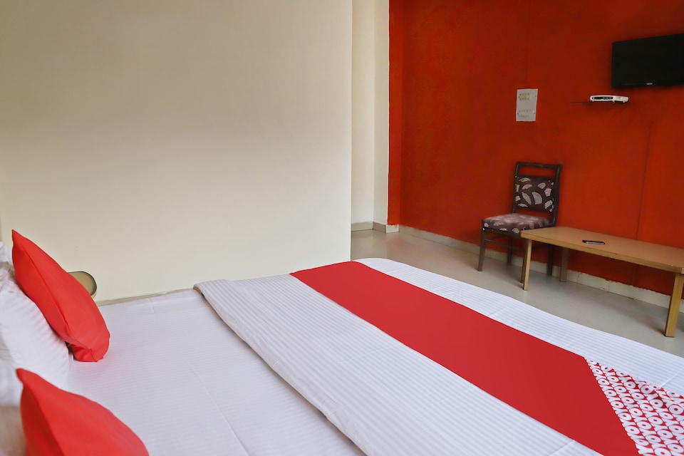 OYO 24737 Shaivy Homestay And Saini Bhojnalay, Mandi, Mandi