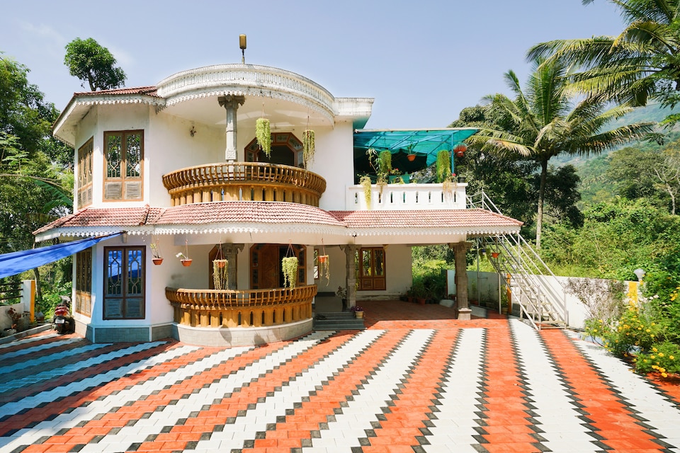 OYO Home 24738 Mesmerizing Stay, Anachal, Munnar