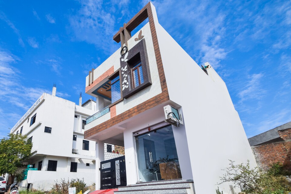 OYO Home 24752 Graceful 2BHK, Goverdhan Sagar, Udaipur