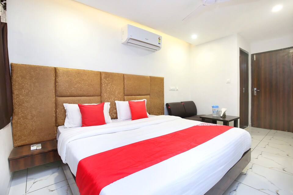OYO 24778 Hotel 24, Zirakpur, Zirakpur