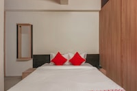 OYO Mishra Residency