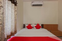 OYO Mishra Residency