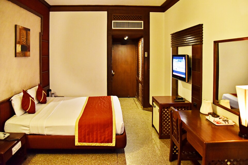 OYO 3220 Park Inn Chandigarh, Hotel Market Chandigarh, Chandigarh