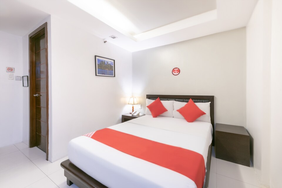 OYO 114 One Liberty Hotel, Cubao Manila, Quezon City