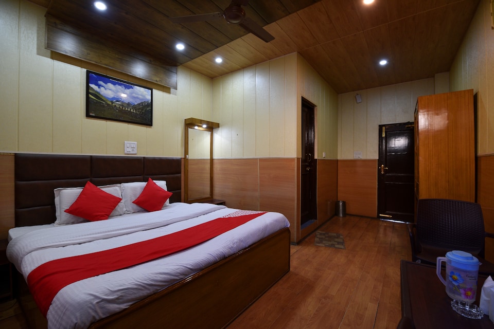 OYO 24828 Hotel Akshay, Solan, Solan
