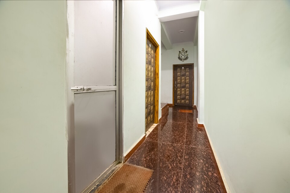 OYO 24834 R S Residency , Lanka, Varanasi