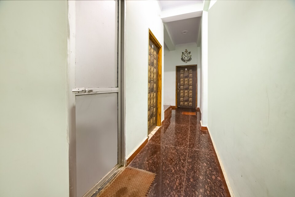 OYO 24834 R S Residency , Lanka, Varanasi