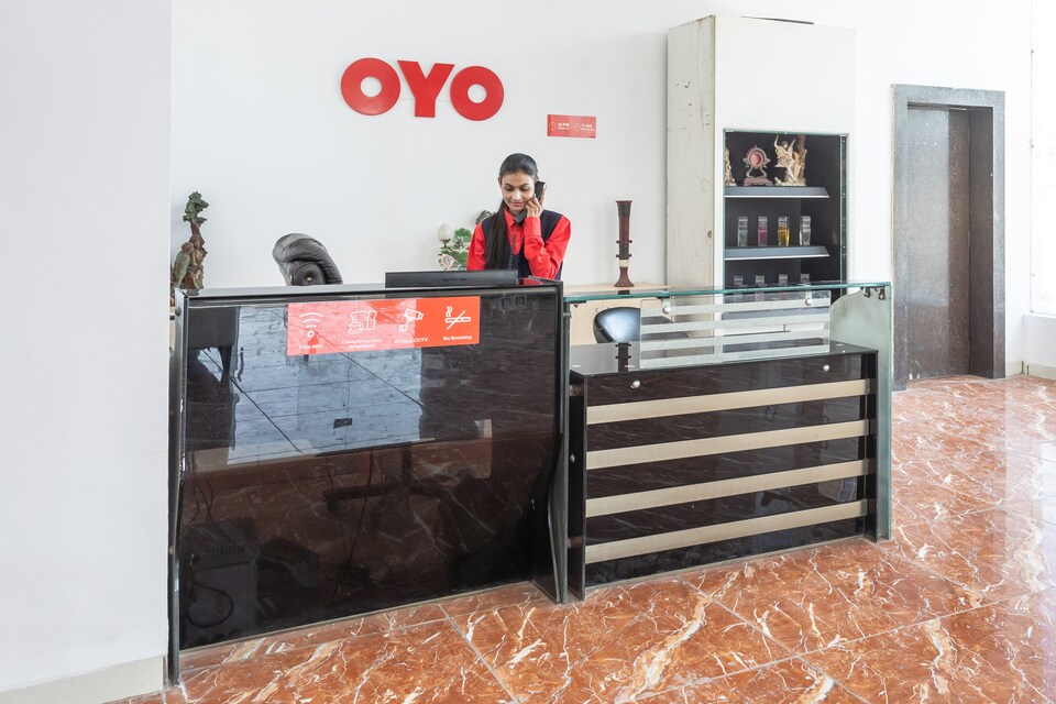 OYO 24843 Hotel Mapels Blue, Dewas City, Dewas