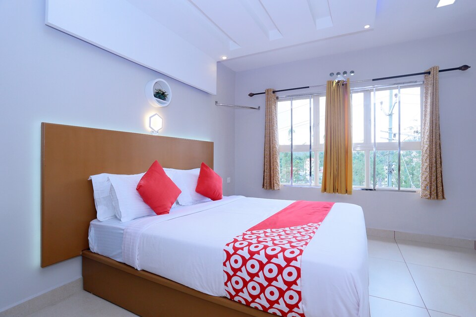 OYO 24857 Mehakira Holiday Inn, Munnar City Munnar, Munnar