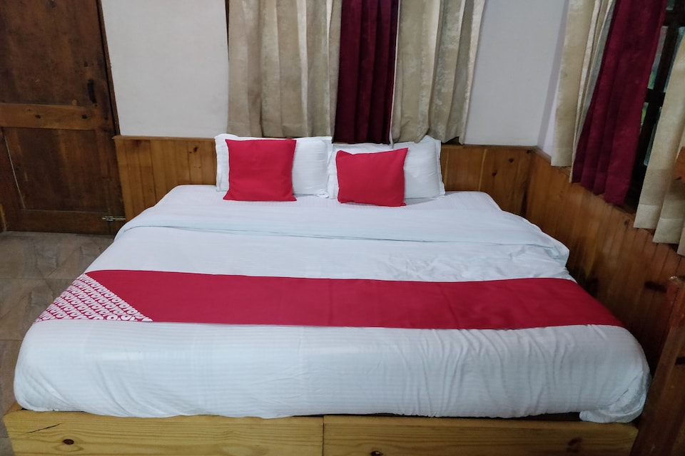 OYO 24867 Hotel Shubham, Kullu, Kullu