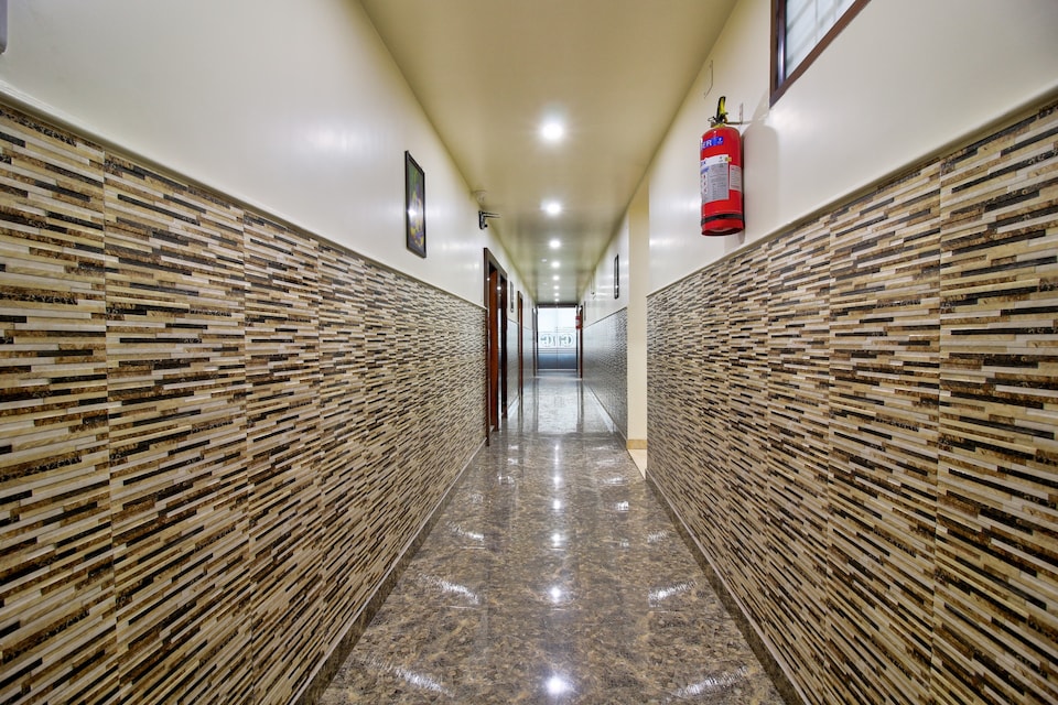 OYO 24872 Hotel Golden Fiesta, Sakchi Jamshedpur, Jamshedpur