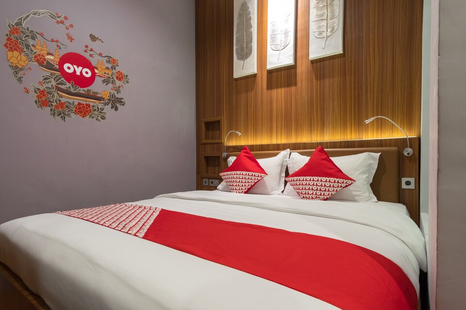 OYO 248 De Natio Guest House, Medan, Medan