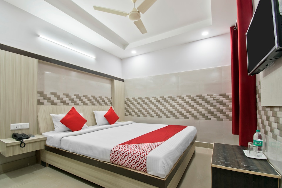 OYO 24887 New Suhani, Katra, Katra