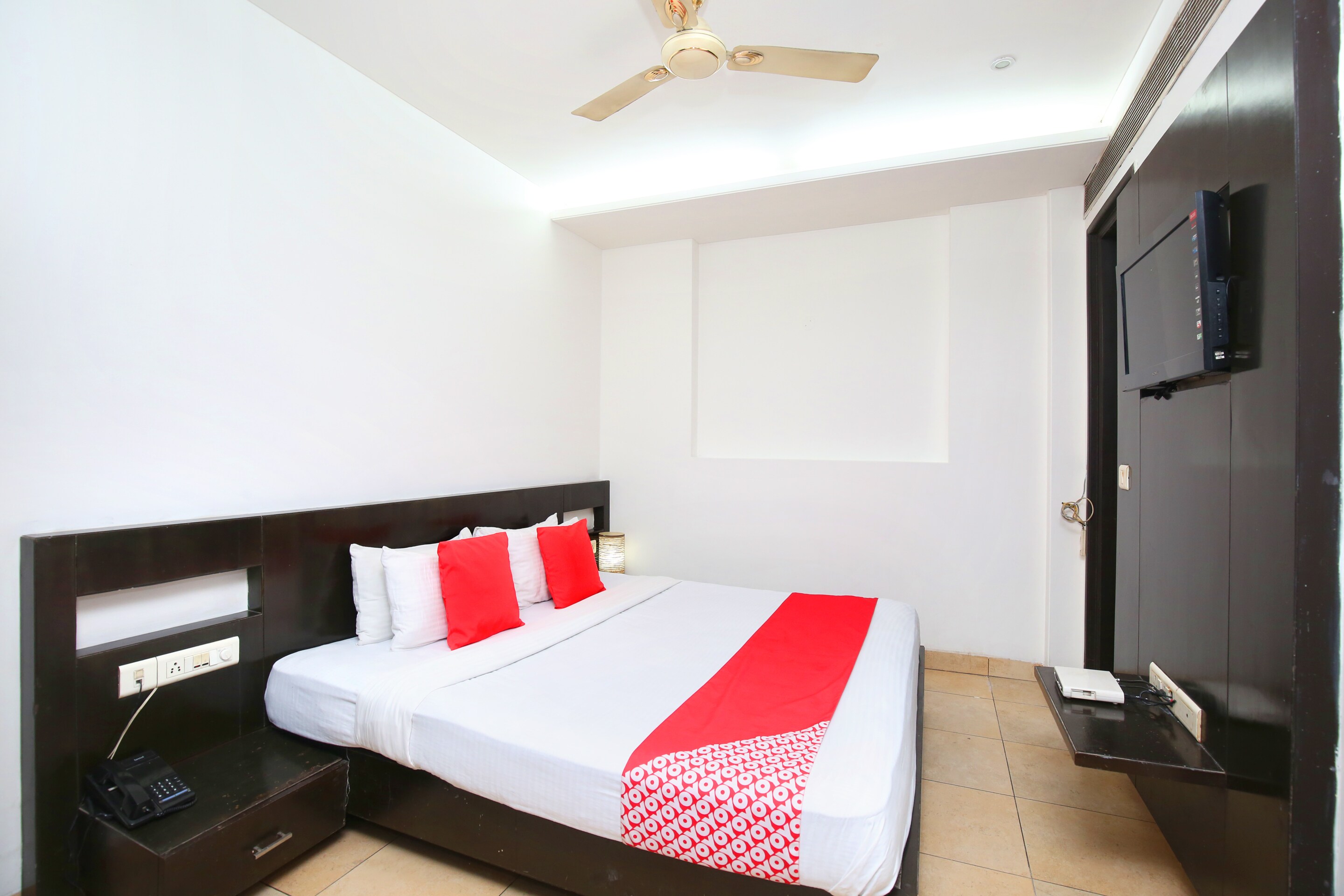 OYO 24912 Hotel Raunak  OYO Rooms Pinjore  Book    2413 OYO
