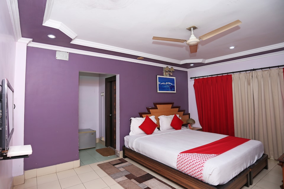 OYO 24916 Hotel Aquatic Palace, Kalyani, Kolkata