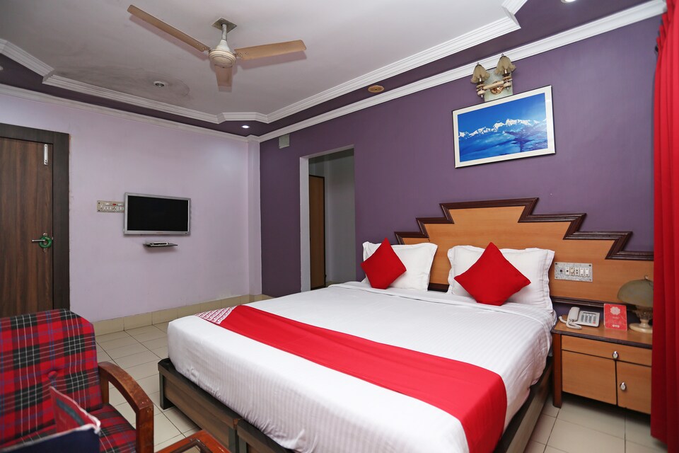 OYO 24916 Hotel Aquatic Palace, Kalyani, Kolkata