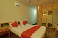 OYO Aiwan E Ashraf Suites Near Snow City