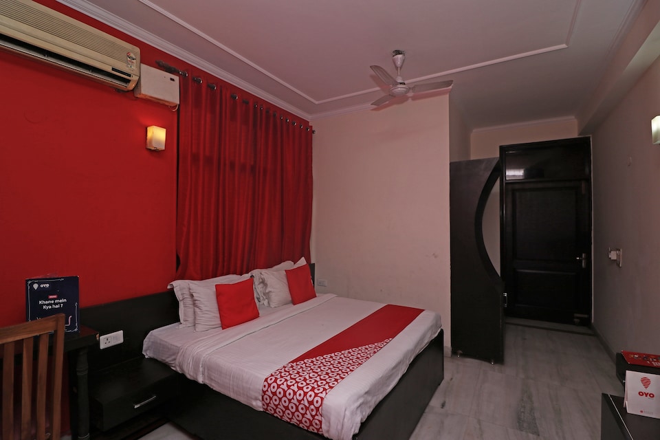 OYO 24941 Atit Villa, Main Market Ujjain, Ujjain
