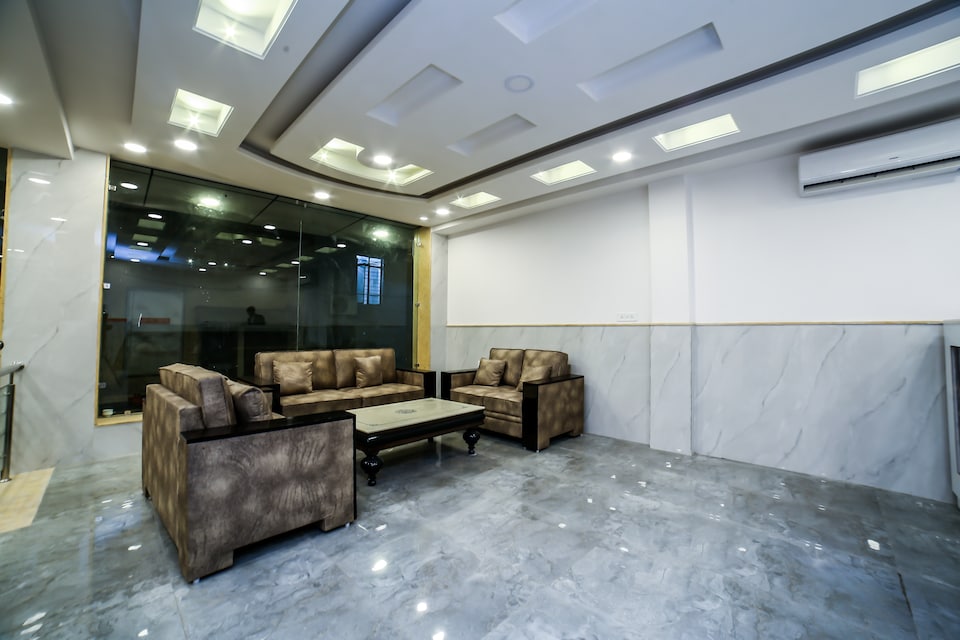OYO Hotel Airport Zone Olive, Airport Delhi, Delhi Transit
