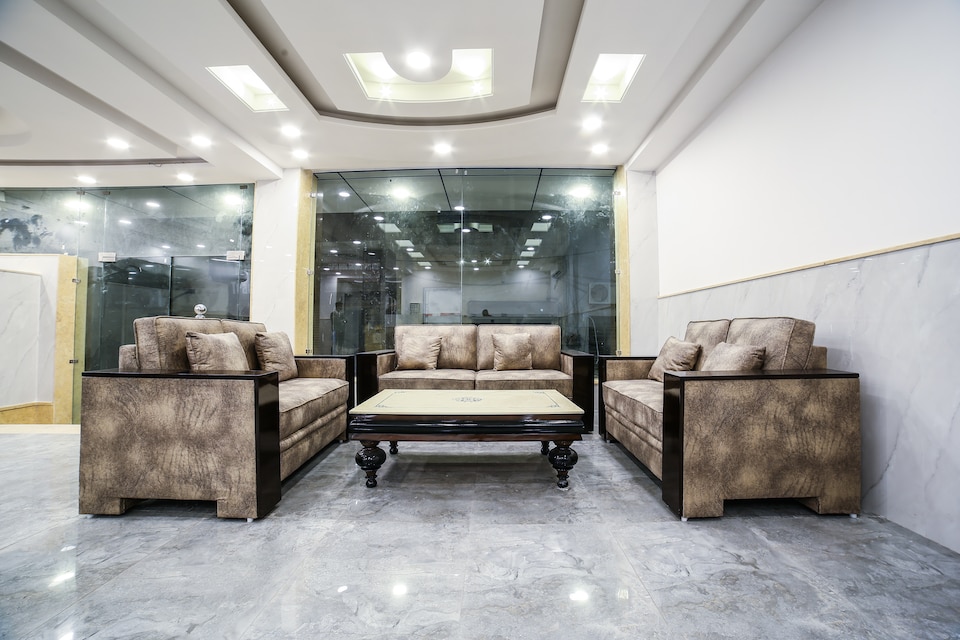 OYO Hotel Airport Zone Olive, Airport Delhi, Delhi Transit
