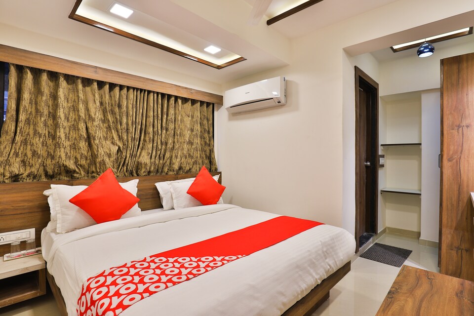 OYO 24950 Hotel Shree Balaji Residency, Ashram Road Ahmedabad, Ahmedabad