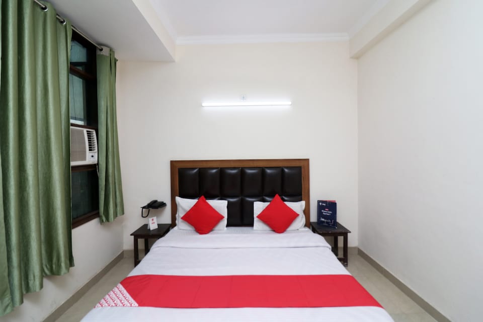 OYO 24958 Hotel Dayal, Agra, Agra