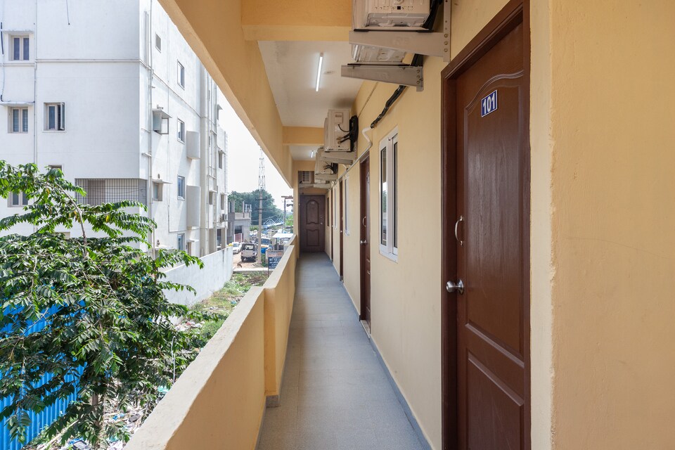 OYO Vinayak Residency, Poonamallee, Chennai