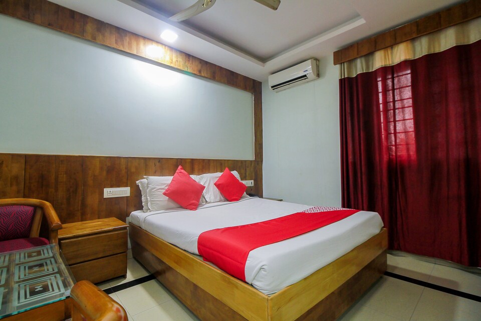 OYO 25010 Hotel Sky Palace, Kannur, Kannur