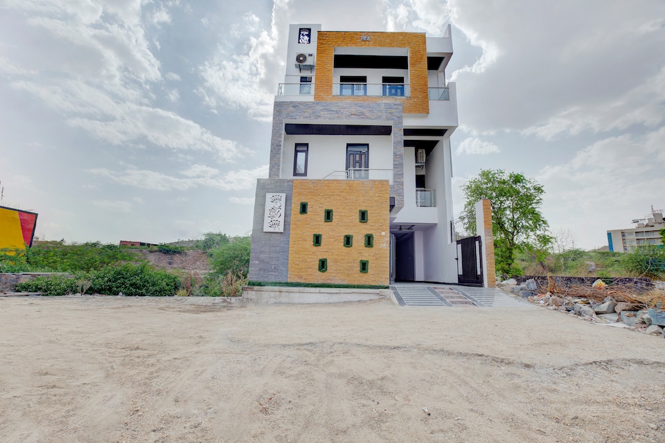 OYO Home 25016 Elegant Stay, Airport Udaipur, Udaipur