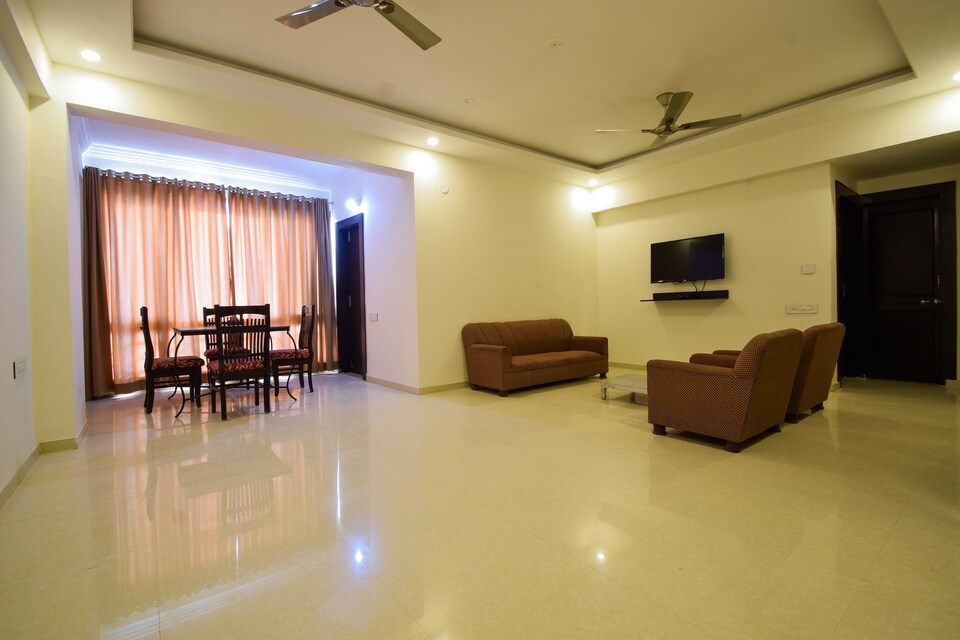 OYO Home 25022 Elite 2BHK, Goverdhan Sagar, Udaipur