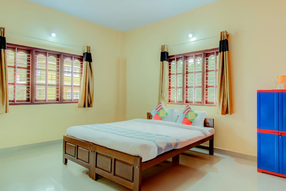 OYO Home 25045 Greenview Stay, Madikeri, Coorg
