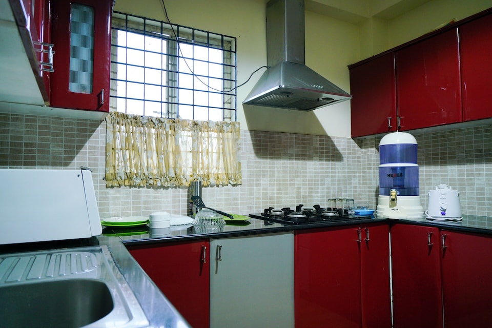 OYO Home 25056 Elite 1BHK, Adimali Munnar, Munnar