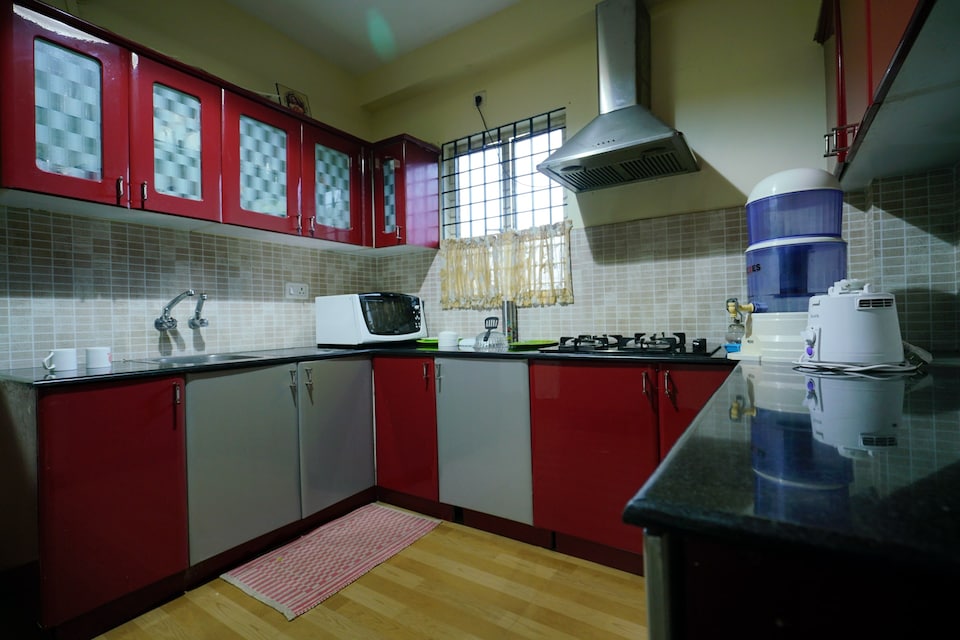 OYO Home 25056 Elite 1BHK, Adimali Munnar, Munnar