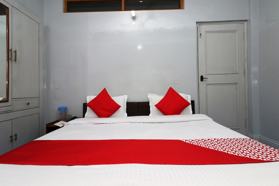 OYO 25061 Gautam Residency Chamba, Tehri, Tehri