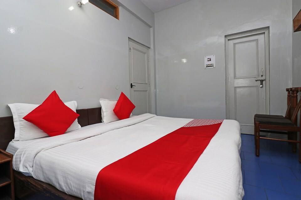 OYO 25061 Gautam Residency Chamba, Tehri, Tehri