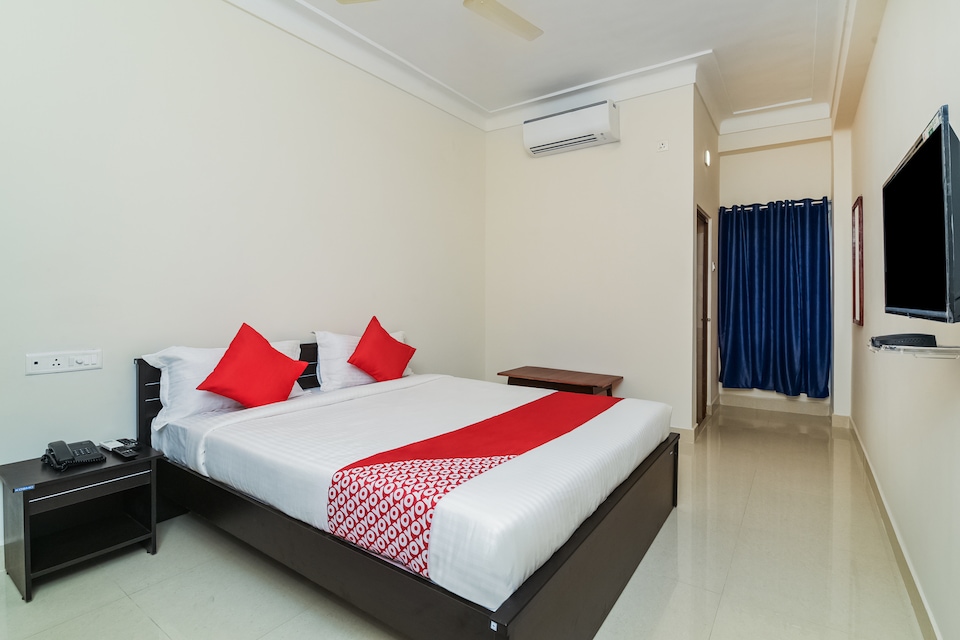 OYO Flagship 25071 ओप अमूल्या अस्पताल, Transit Vizag, विशाखपट्नम