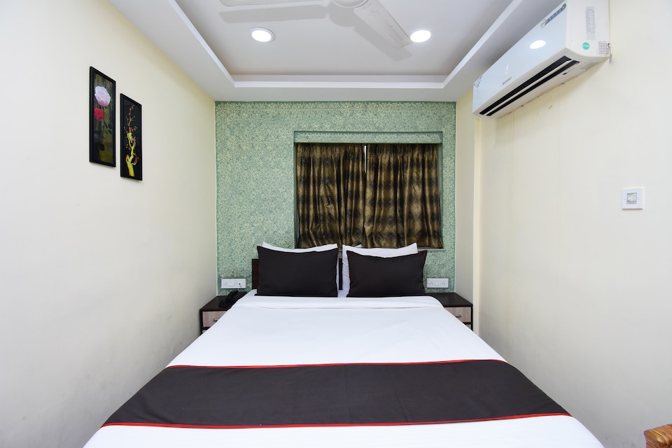 Collection O 25072 Naman's Inn, Gariahat Kolkata, Kolkata