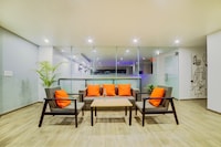 Townhouse Hongkong Bazaar Near Bestech Central Square Mall