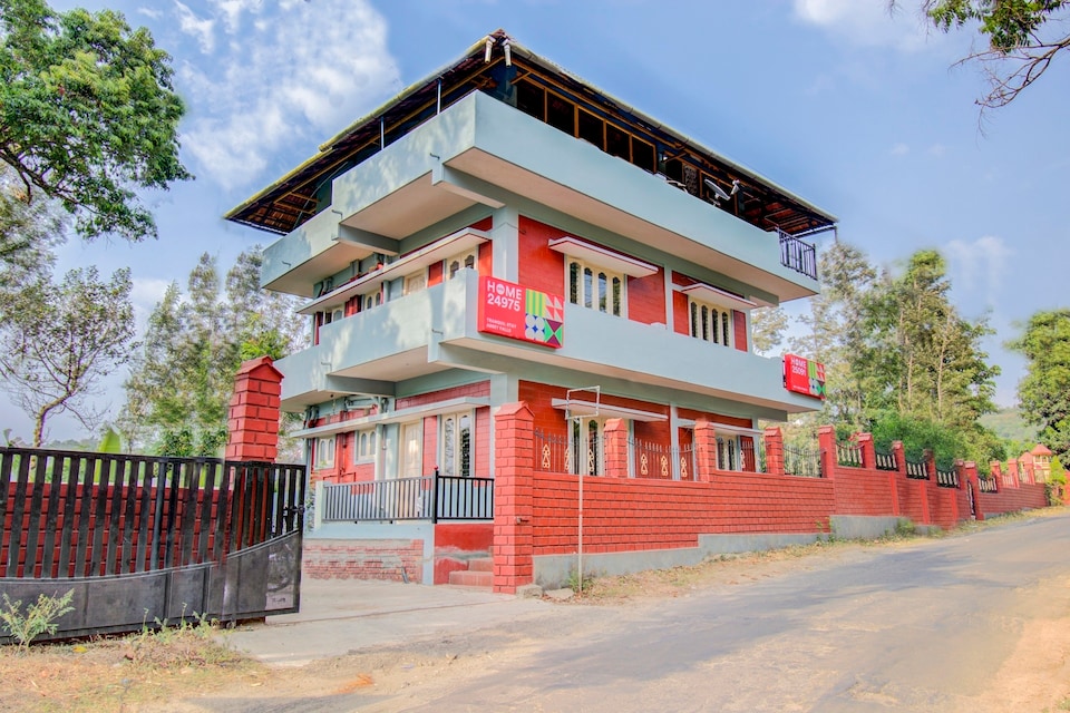OYO Home 25091 Sky View Studio, Madikeri, Coorg