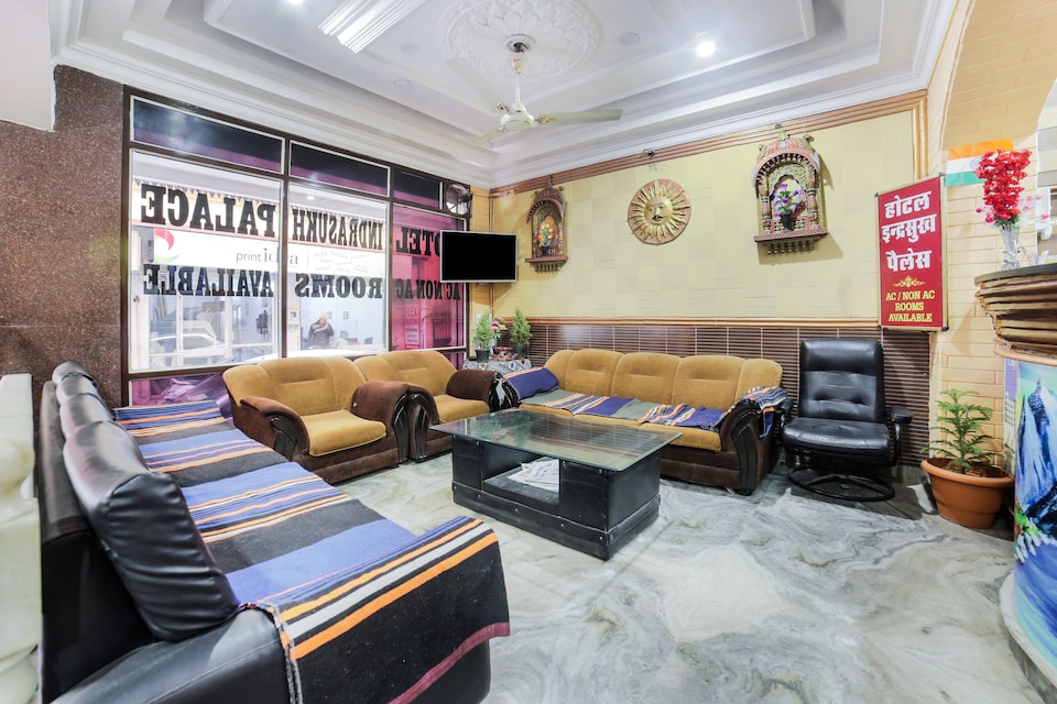 OYO 25103 Indra Sukh Palace, Gulab Bagh, Udaipur