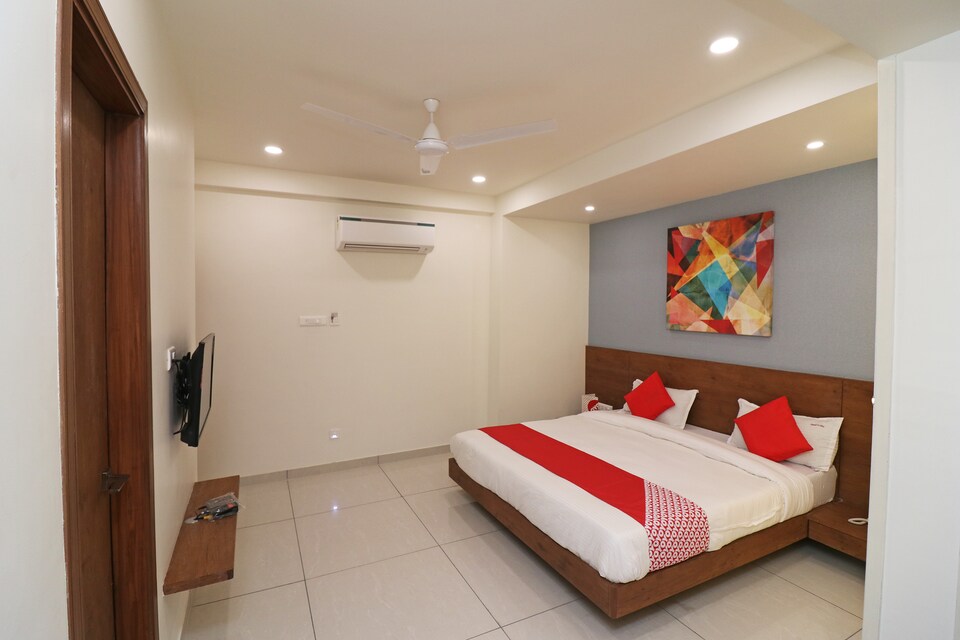 OYO 25112 Hotel G Shy, MP Nagar Bhopal, Bhopal
