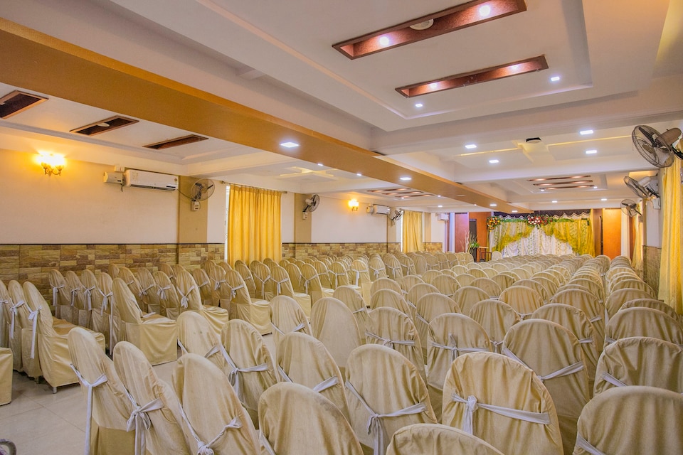 LIVE ON BLR3322 , Basvangudi Bangalore, Bangalore