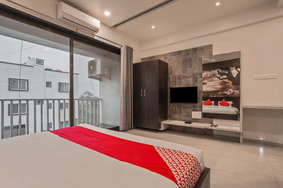 Collection O Ozar Industrial Estate Formerly Hotel Siddhivinayak Grand, Ozar, Nashik