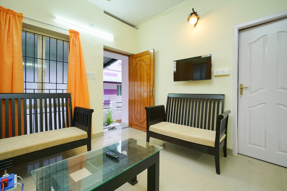 OYO Home 26184 Elegant Stay Near Kovalam Junction, Kovalam Kerala, Kovalam