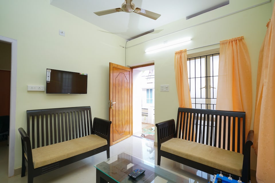 OYO Home 26210 Classic Stay Near National Highway, Kovalam Kerala, Kovalam