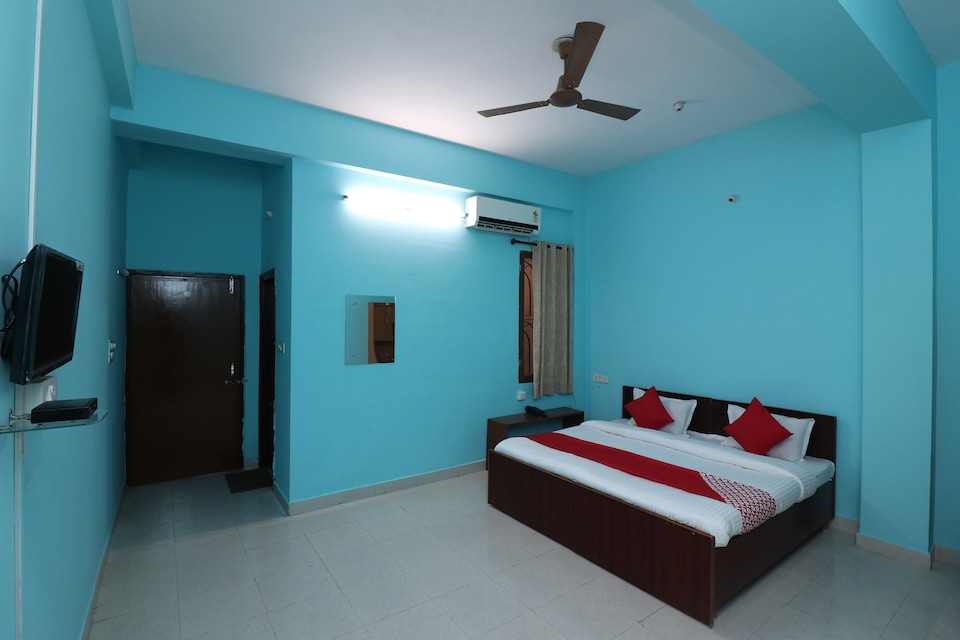 OYO 26220 Mezbaan Guest House, Airport Road - Bhopal, Bhopal