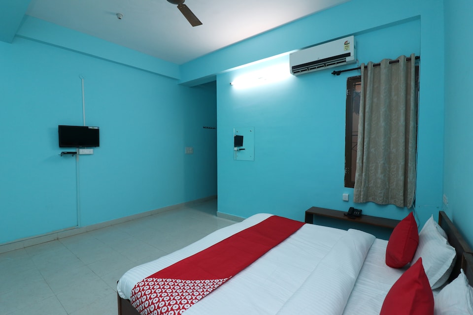 OYO 26220 Mezbaan Guest House, Airport Road - Bhopal, Bhopal